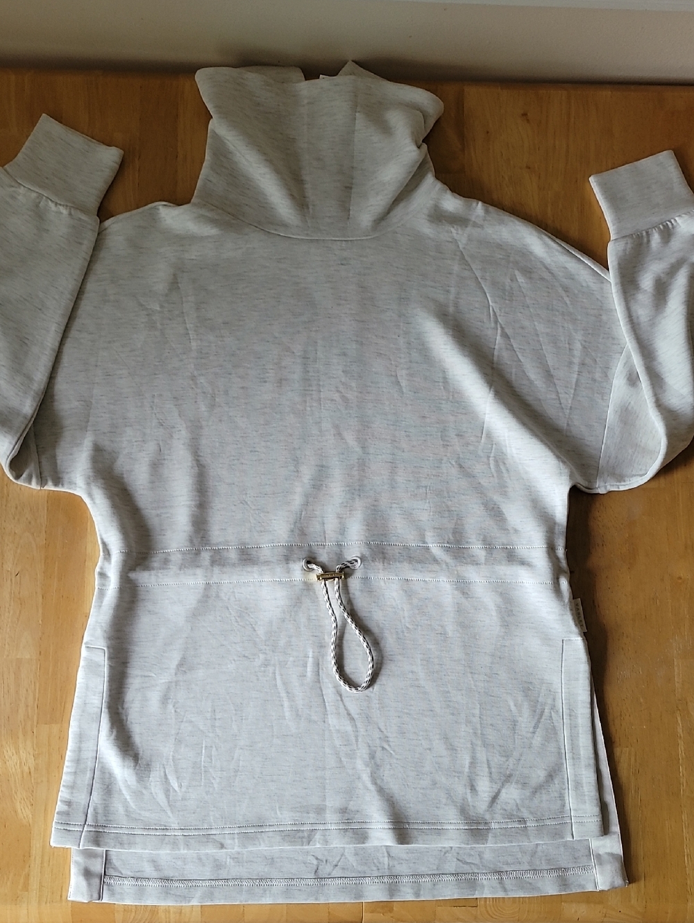 Varley Freya Sweat - Picture 3 of 12